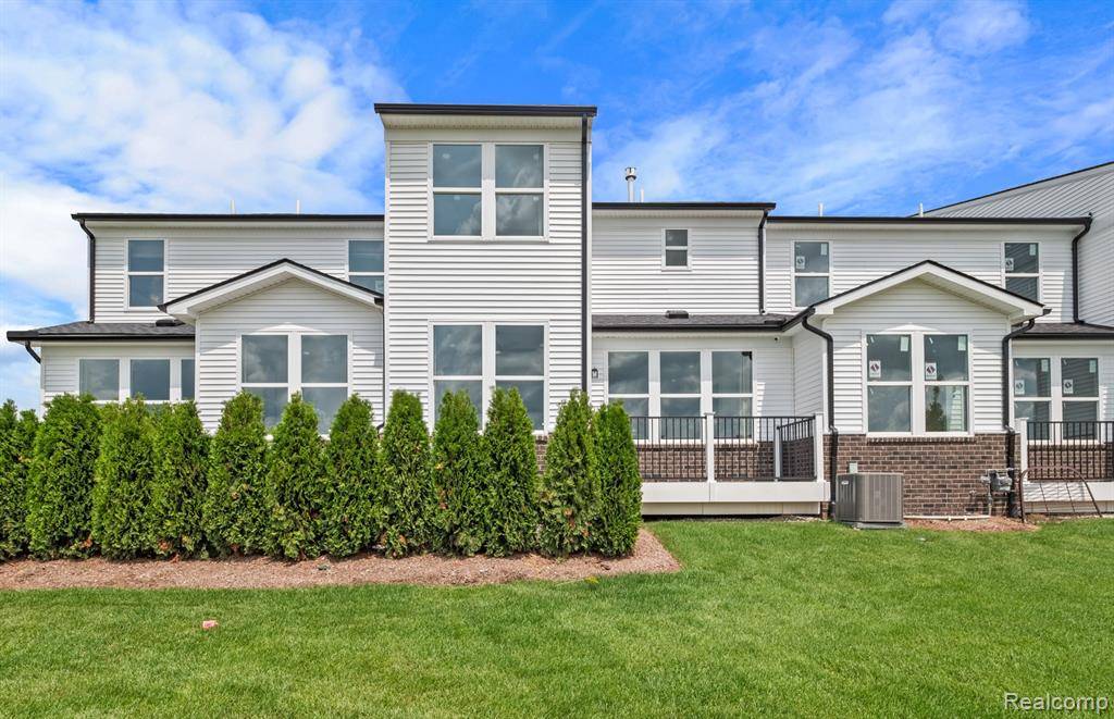 Pittsfield Twp, MI 48108,5653 Corgi Drive