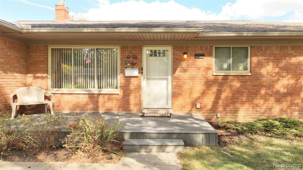 Waterford Twp, MI 48329,4148 Conne Mara Lane