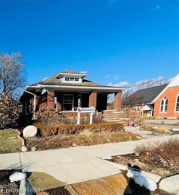 Farmington, MI 48335,33432 Oakland Street