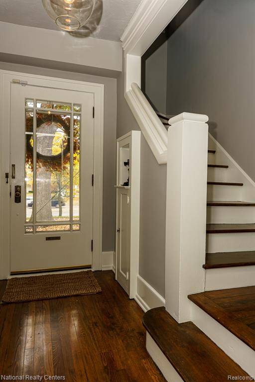 Royal Oak, MI 48067,1027 W 11 Mile W Eleven Mile