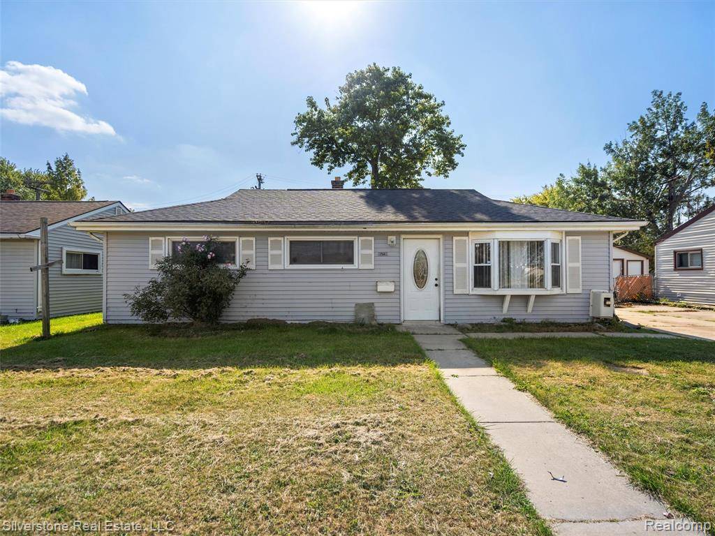 Roseville, MI 48066,15238 Troy Street