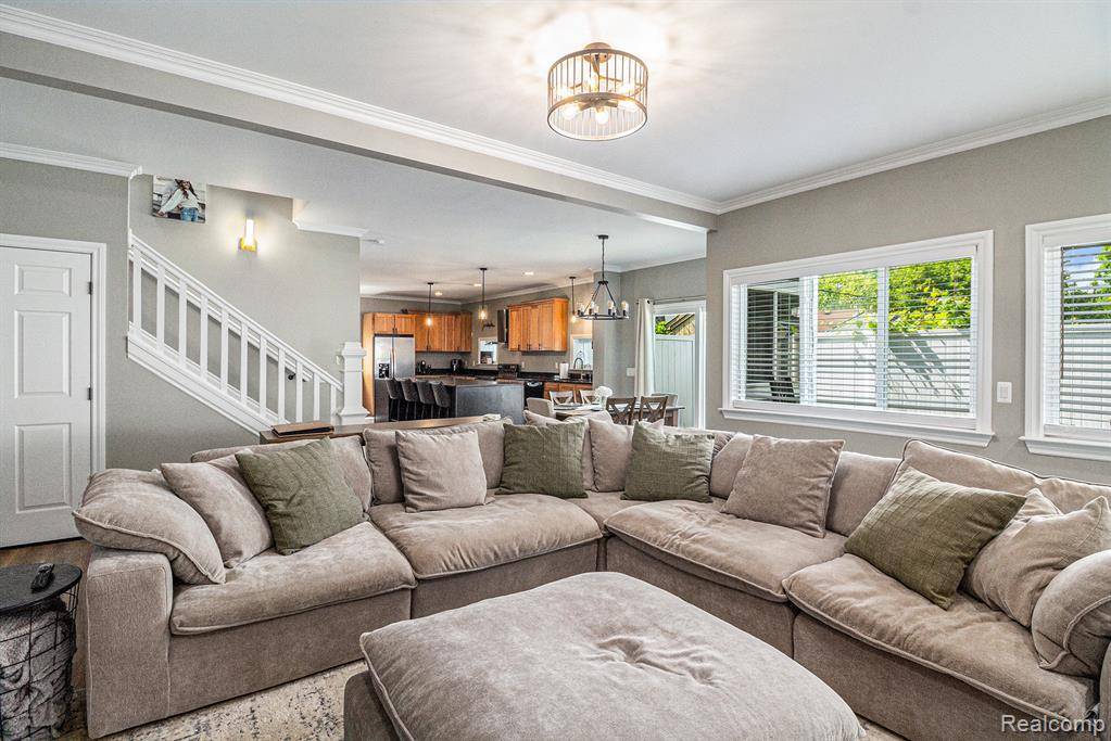 Commerce Twp, MI 48382,3280 Chambourne Street