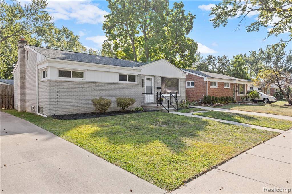 Redford Twp, MI 48239,9022 Lucerne
