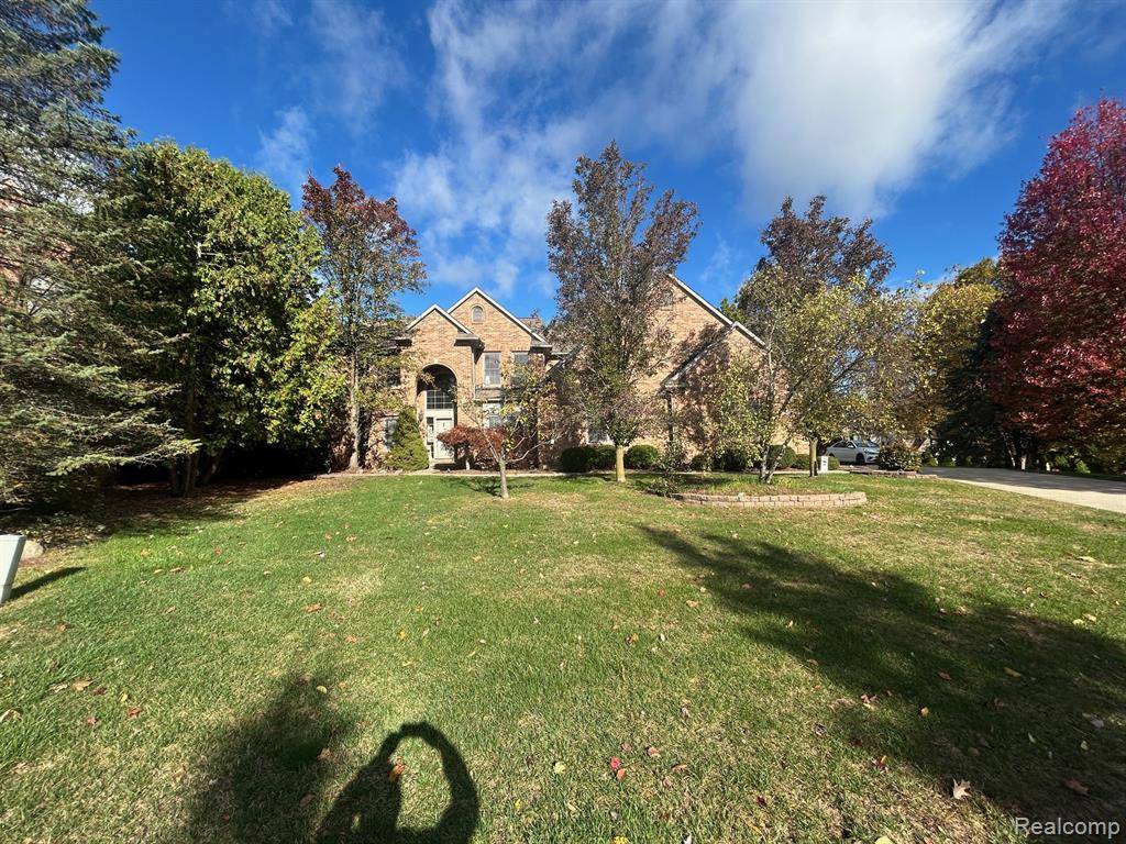 Orion Twp, MI 48360,3904 KAELEAF Road