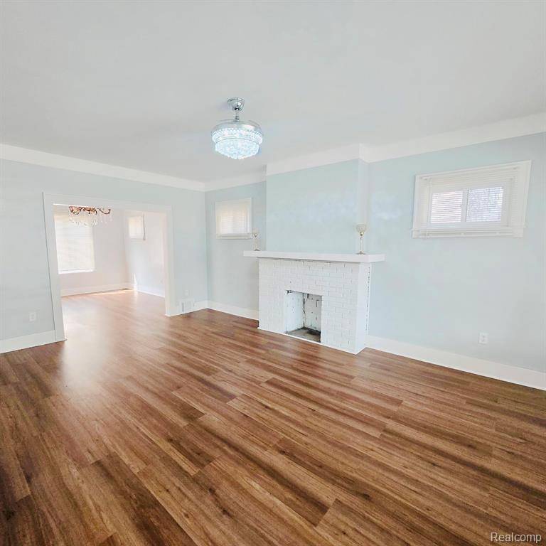 Detroit, MI 48203,25 W Greendale