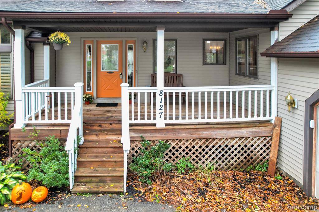 Green Oak Twp, MI 48116,8127 Goldenrod Court