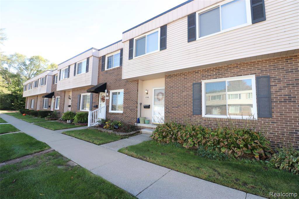 Belleville, MI 48111,806 Estrada Drive