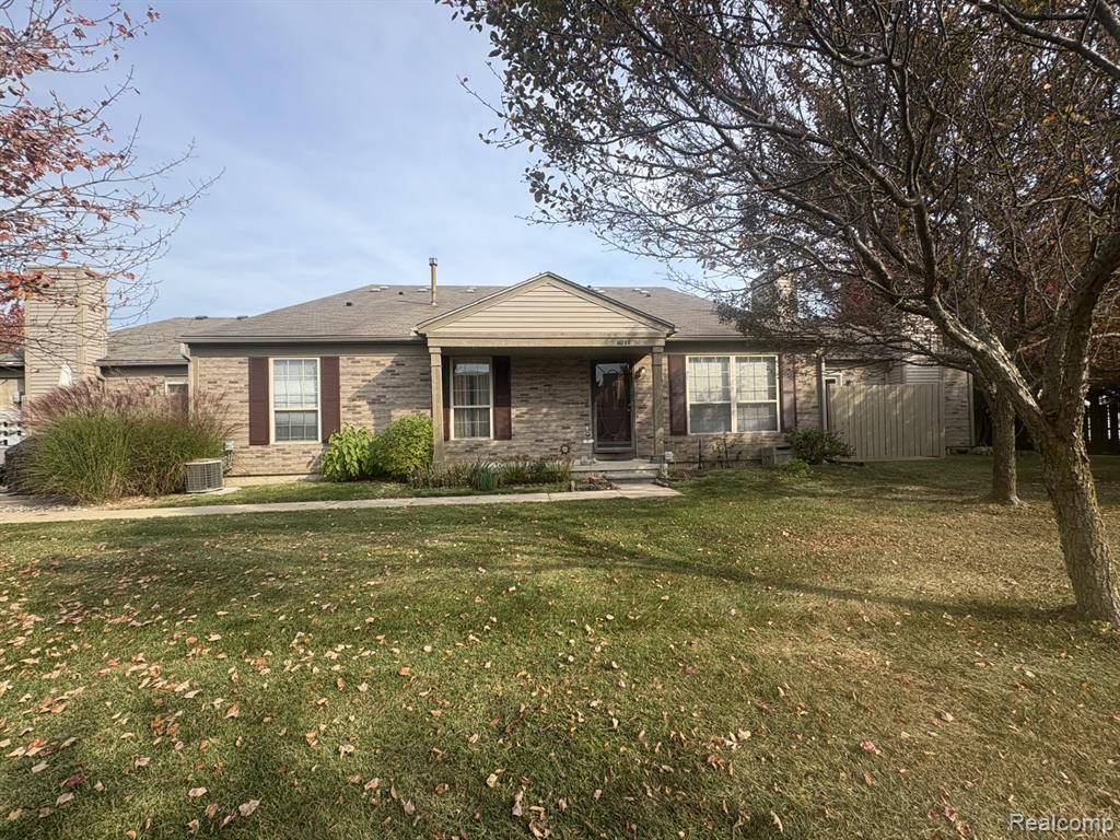 Gibraltar, MI 48173,14033 Watersway Drive