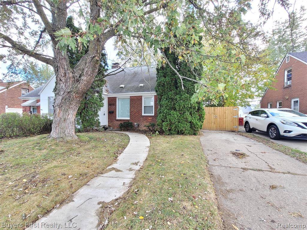 Eastpointe, MI 48021,22772 Brittany Avenue