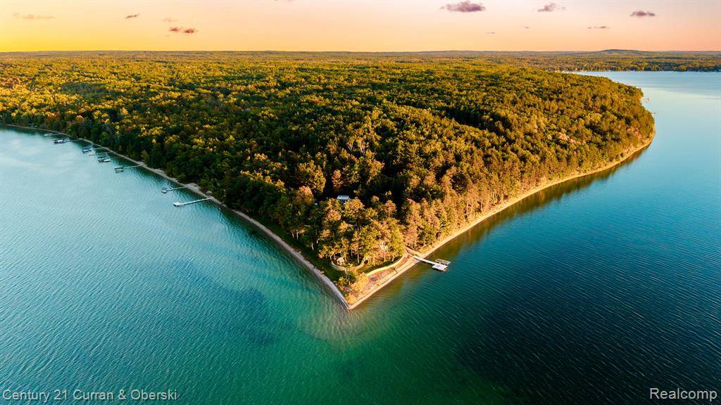 Mullett Twp, MI 49749,3063 Red Pine Point Drive