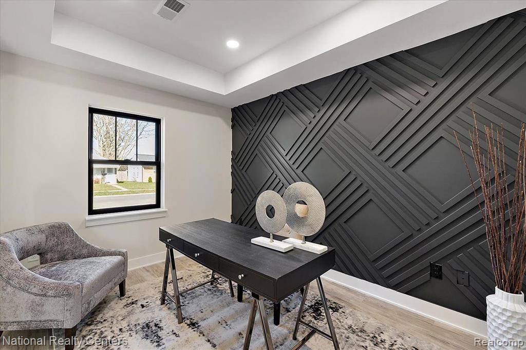 Ferndale, MI 48220,2148 ALMONT Street