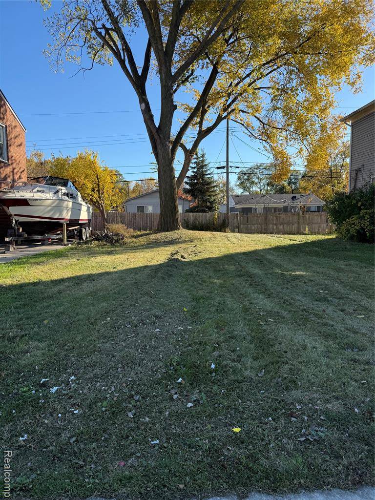 Clinton Twp, MI 48035,0 0 15 Mile Lot 1 CSTRC Road