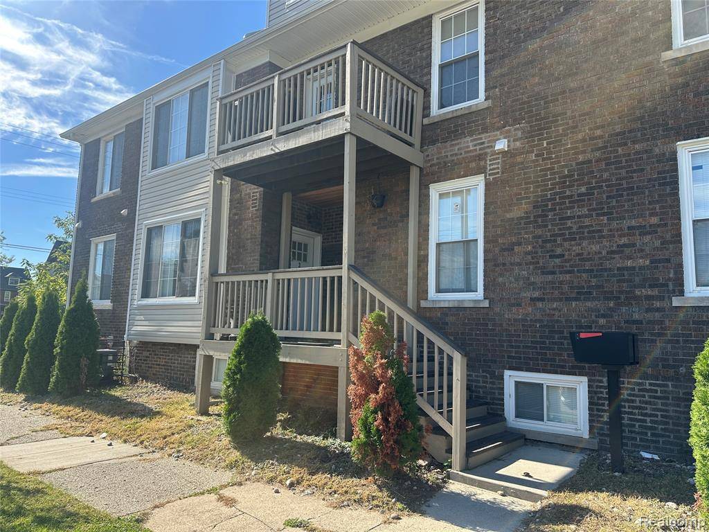 Detroit, MI 48202,458 Hague Street