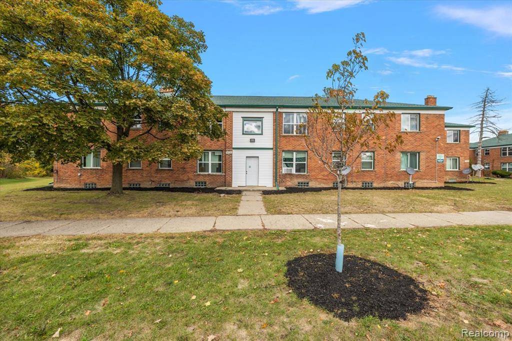 Detroit, MI 48228,15860 Joy Road