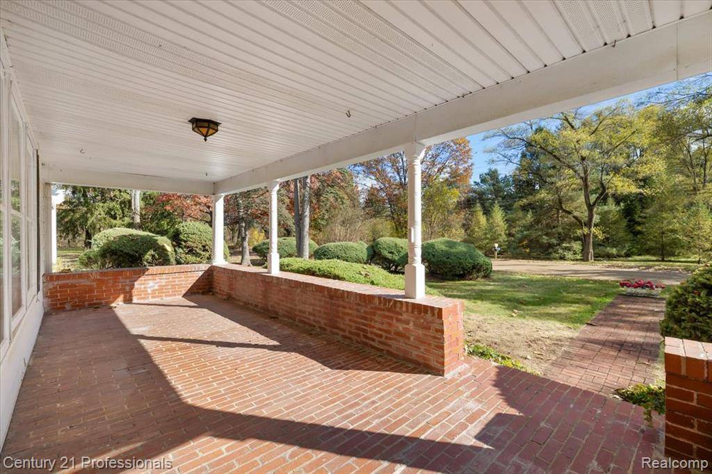 Springfield Twp, MI 48348,8051 Bridge Lake Road