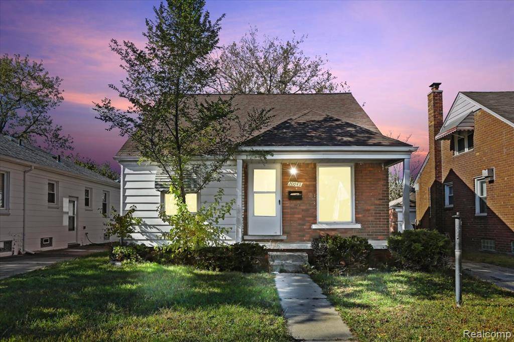 Detroit, MI 48221,20045 Greenlawn Street