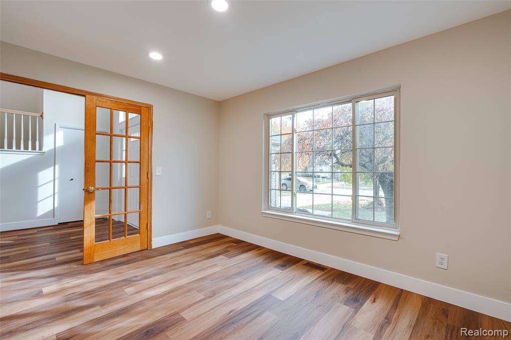 Troy, MI 48083,2545 Chanterell Drive