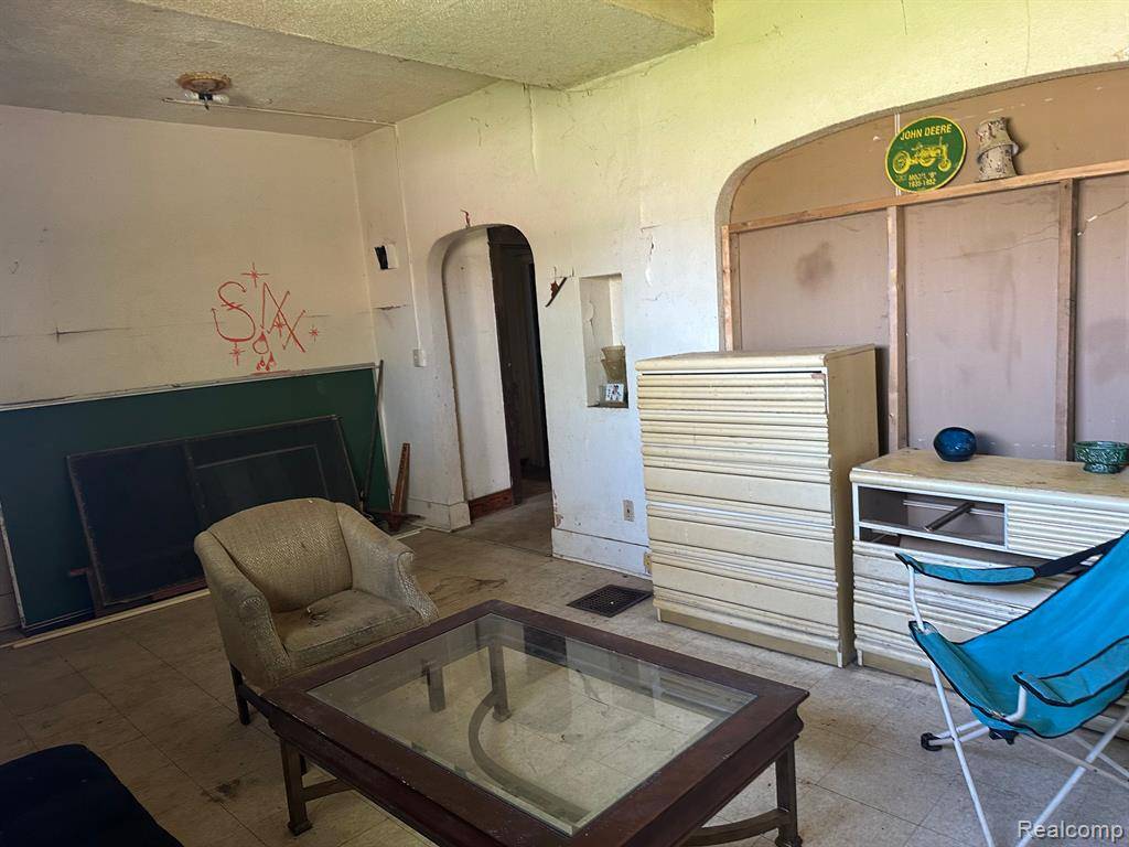 Flint, MI 48503,1009 OAK Street