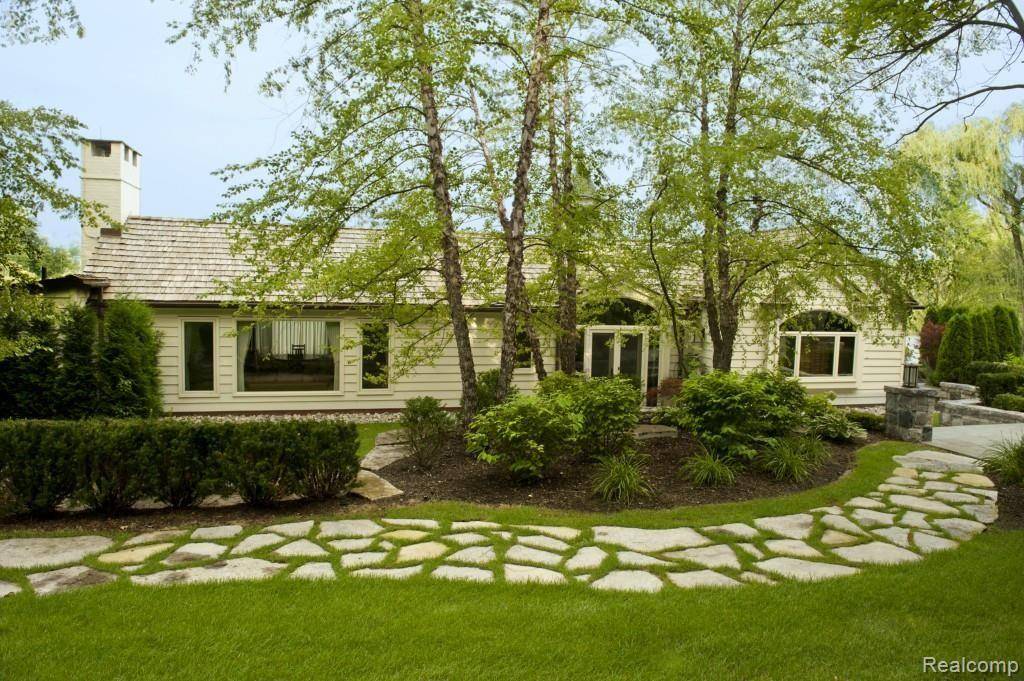Bloomfield Twp, MI 48302,2623 TURTLE SHORES