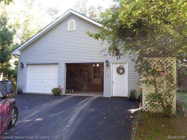 Green Oak Twp, MI 48116,8840 EVERGREEN RD