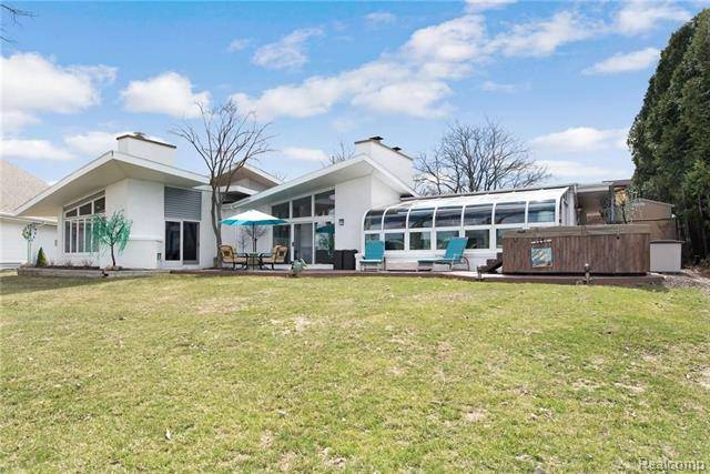 Fenton Twp, MI 48430,3 LIGHTHOUSE PNT