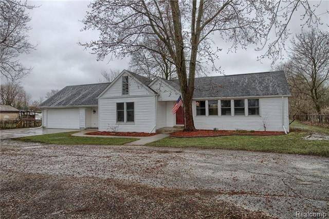 Saint Clair, MI 48079,454 Wadhams RD