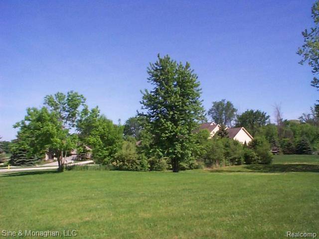 St. Clair Twp, MI 48079,13 GOLFSIDE