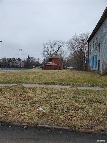 Detroit, MI 48202,501 E BETHUNE