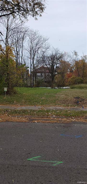 Detroit, MI 48215,908 MANISTIQUE
