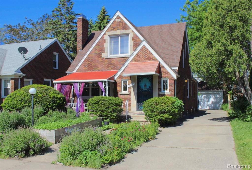 Detroit, MI 48235,18475 SNOWDEN ST