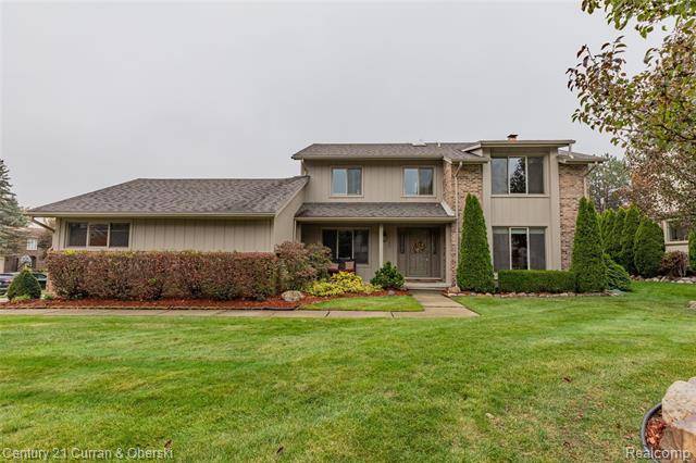 Rochester Hills, MI 48309,163 STONETREE CIR