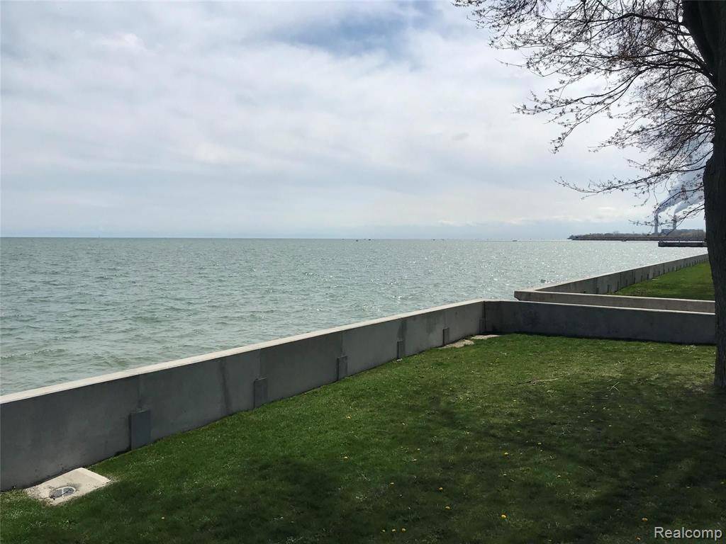 Frenchtown Twp, MI 48162,00 EDGEWATER