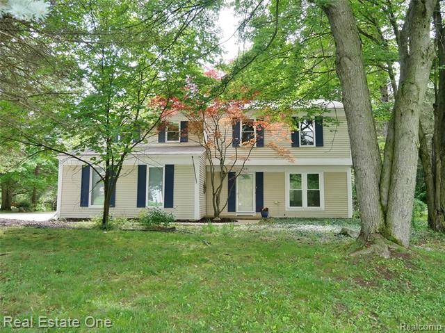 Rochester Hills, MI 48306,1491 W HORSESHOE BEND Drive
