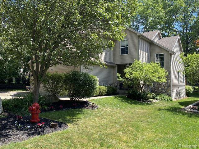 Milford Vlg, MI 48381,761 MILFORD GLEN Court