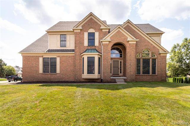 Rochester Hills, MI 48306,2399 PLEASANT VIEW Drive