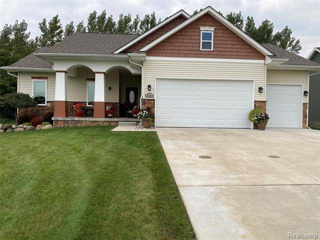 Linden, MI 48451,16351 SILVER FOX Circle