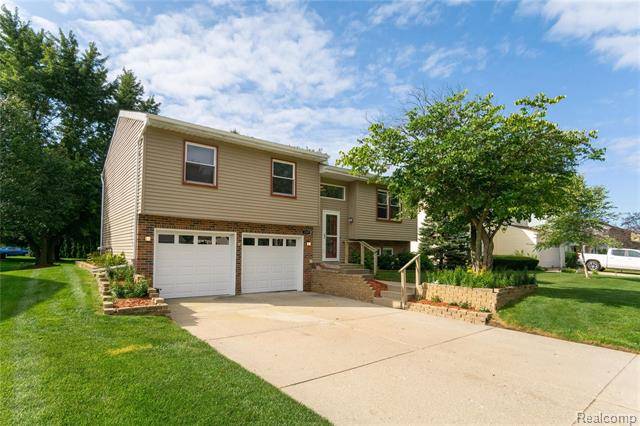 Orion Twp, MI 48360,3329 MILLCREST Drive