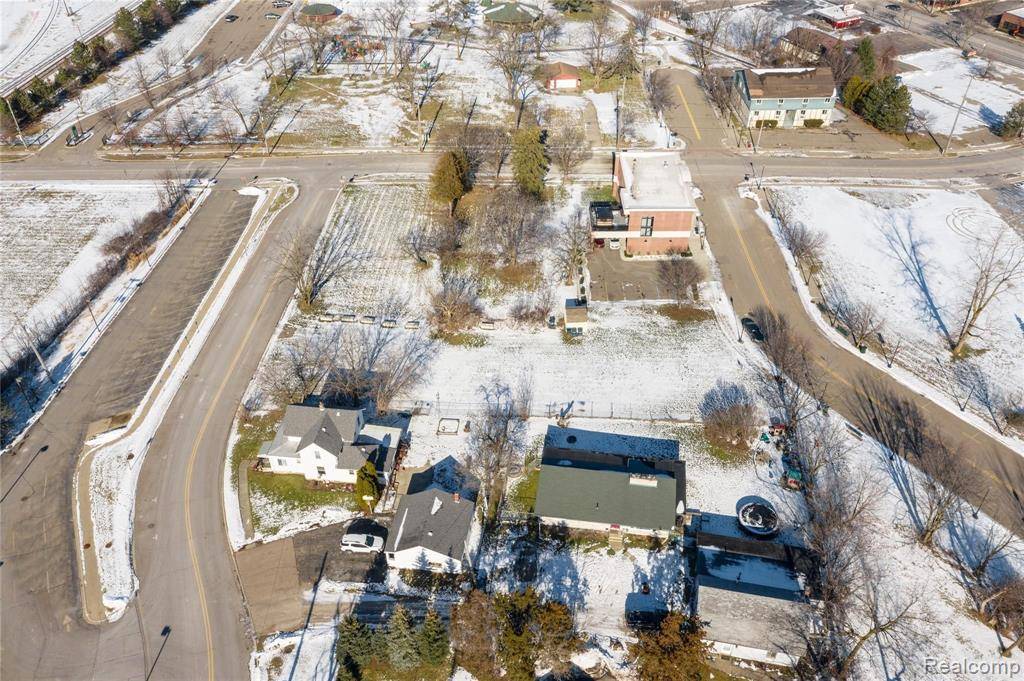 Grand Blanc, MI 48439,11415 DAVIS Street