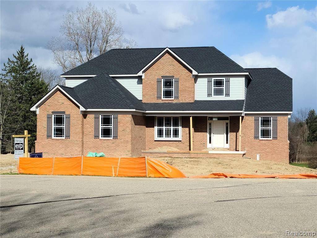 Brighton Twp, MI 48114,1585 Toms Hollow