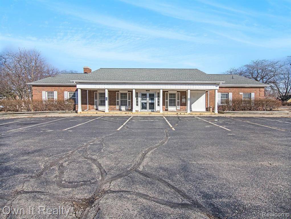 Pontiac, MI 48340,900 JOSLYN Avenue