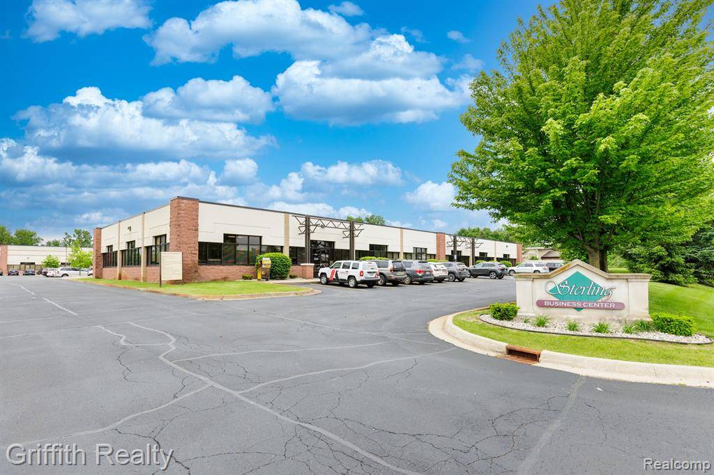 Genoa Twp, MI 48843,5864 STERLING Drive 360