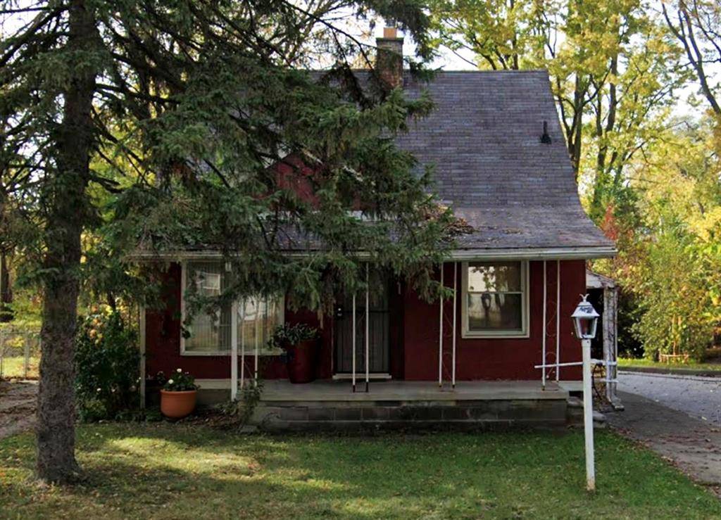 Detroit, MI 48219,18293 Codding Street