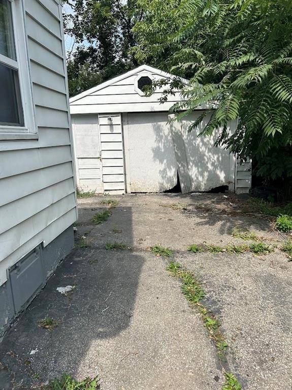 Flint, MI 48506,2301 Missouri Avenue