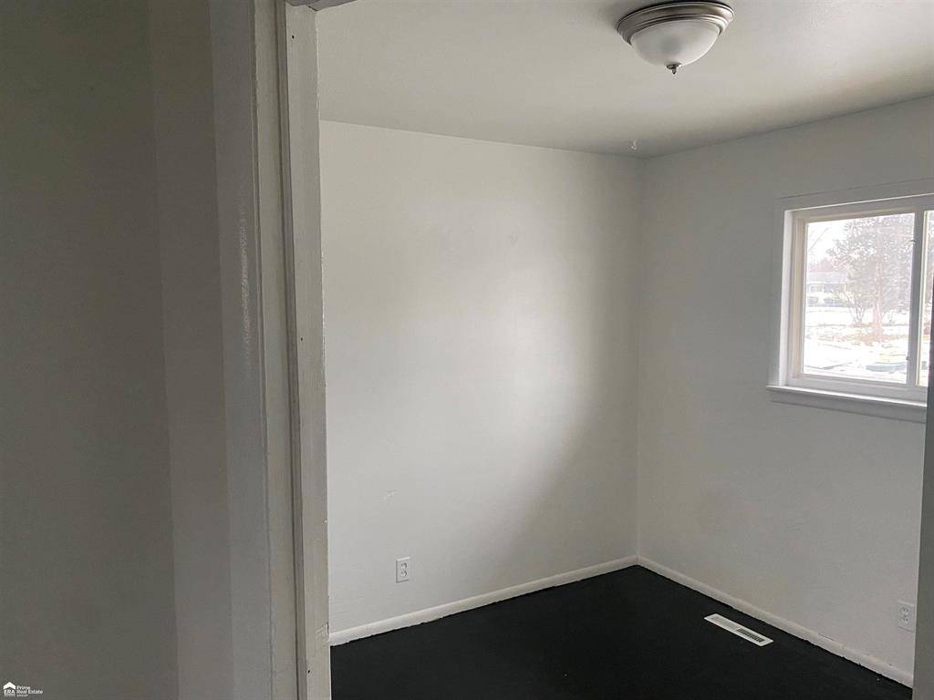 Mt. Morris Twp, MI 48505,5509 Farmhill Road