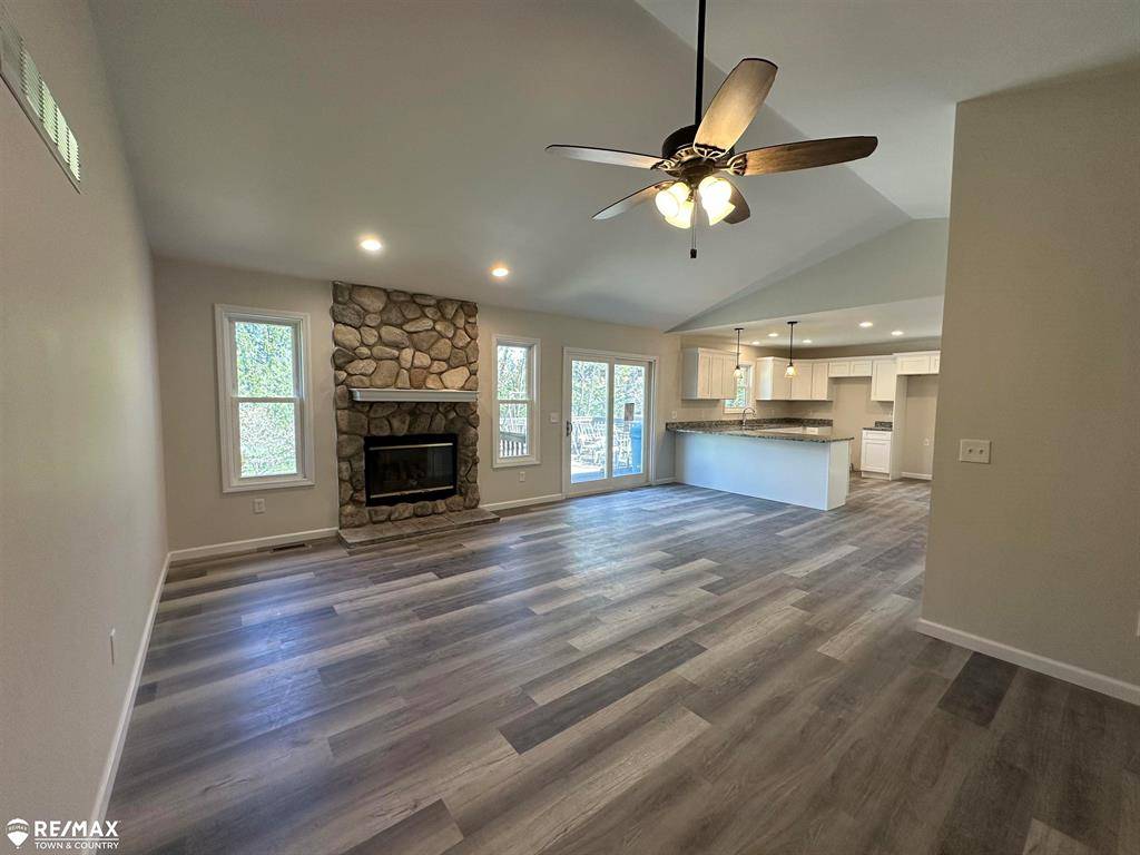 Lapeer Twp, MI 48446,1208 Turrill Road