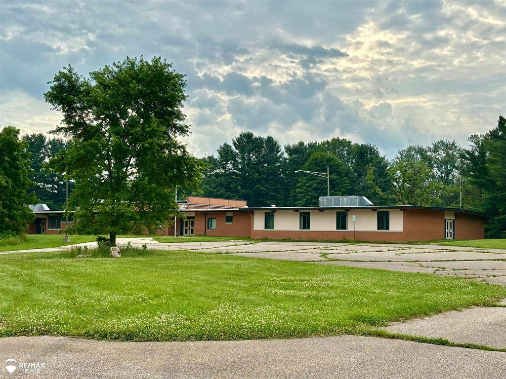 Otter Lake Vlg, MI 48464,6313 Hart Lake Road 11th St