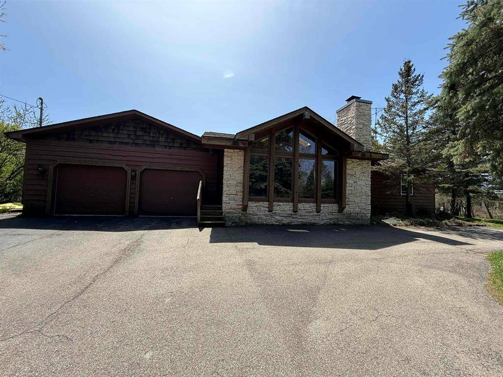 Fenton Twp, MI 48451,5235 Lahring Road