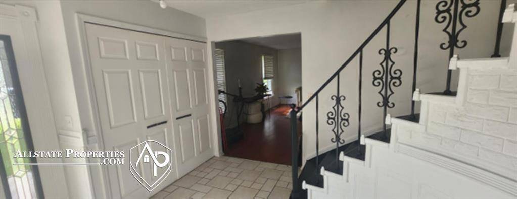 Grand Blanc, MI 48439,711 Boutell Drive