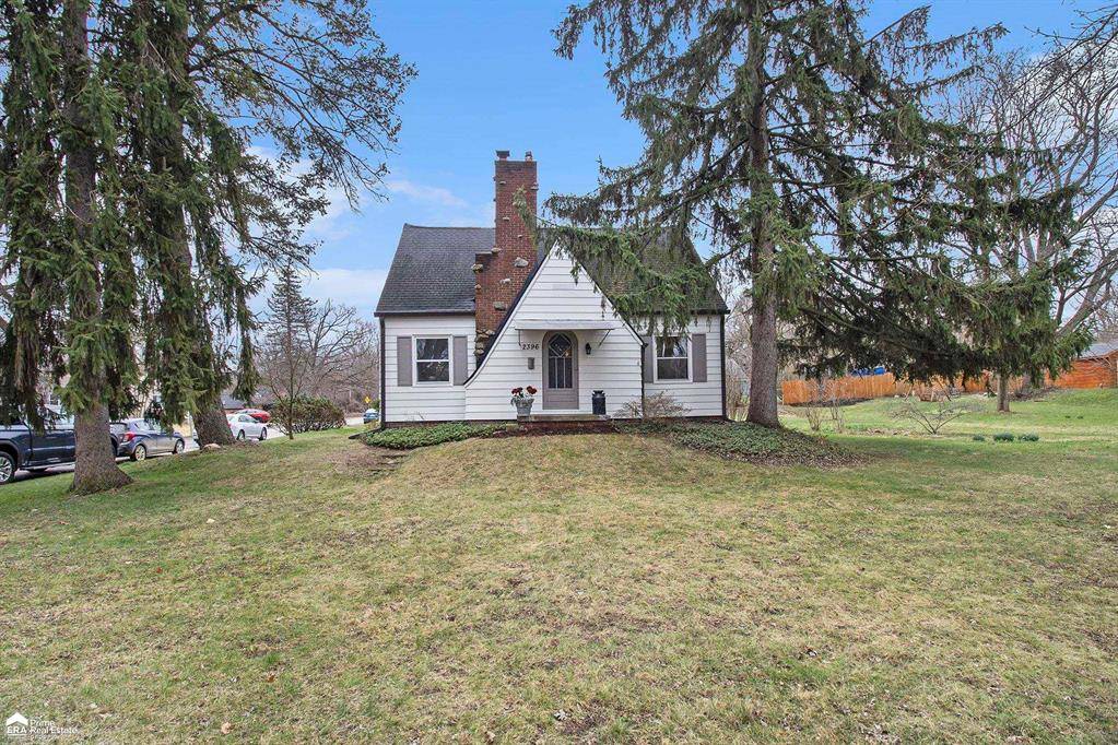 Waterford Twp, MI 48362,2396 Montroyal Avenue