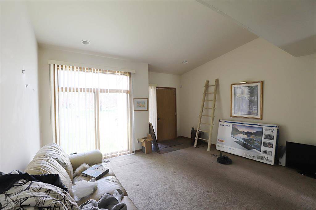 Flint Twp, MI 48532,1206 River Forest Drive